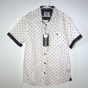 Distortion large size 14 button front boys shirt NWT